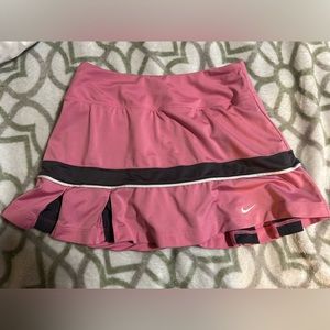 Nike Dri-Fit Pink Skort Size Small